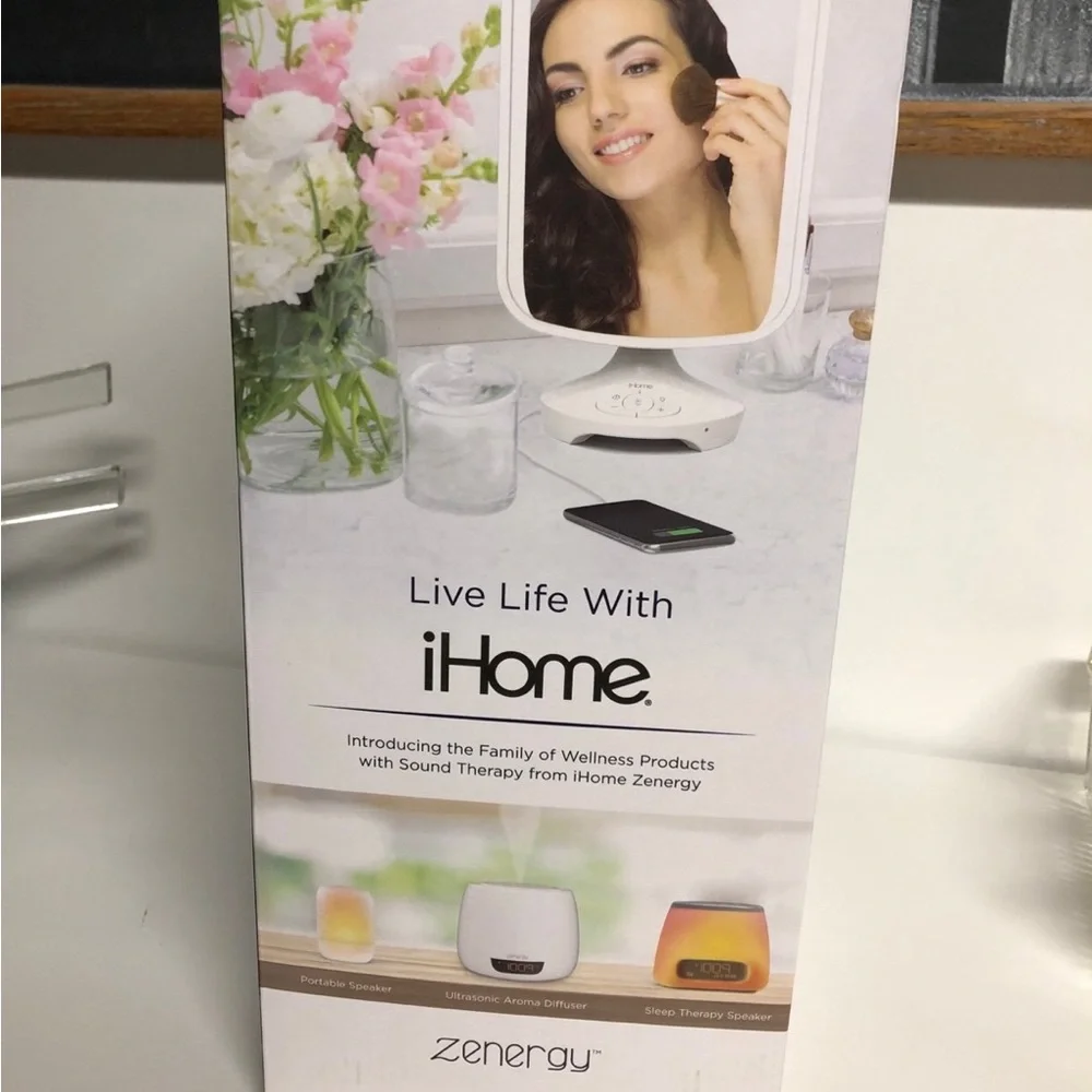 💡 iHome Vanity Mirror w/ Bluetooth, Speakerphone & USB Charging 💄